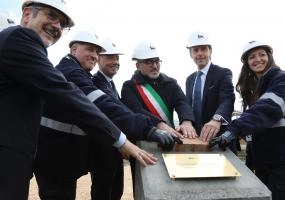 Versalis, a Mantova aperto il cantiere per l’impianto per il riciclo...