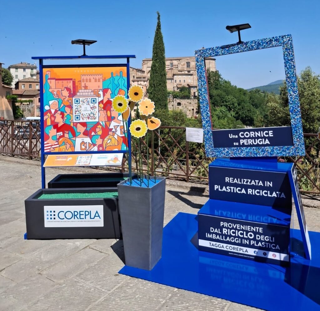 Arte urbana a Perugia, realizzata in plastica riciclata